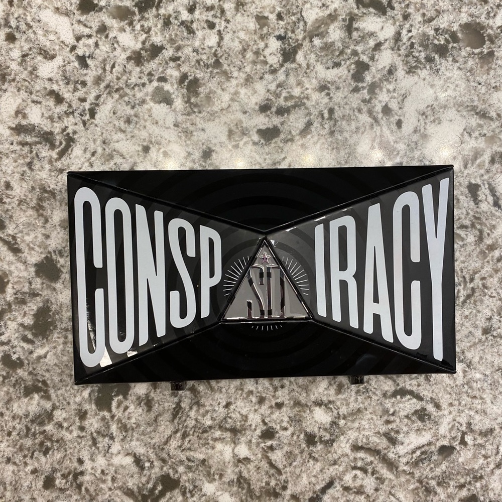 Jeffree Star x Shane Dawson Conspiracy Palette